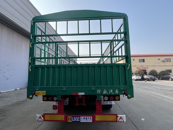 仓栏半挂车
